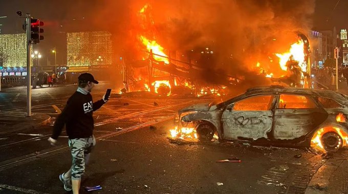 PROTESTAS EN IRLANDA